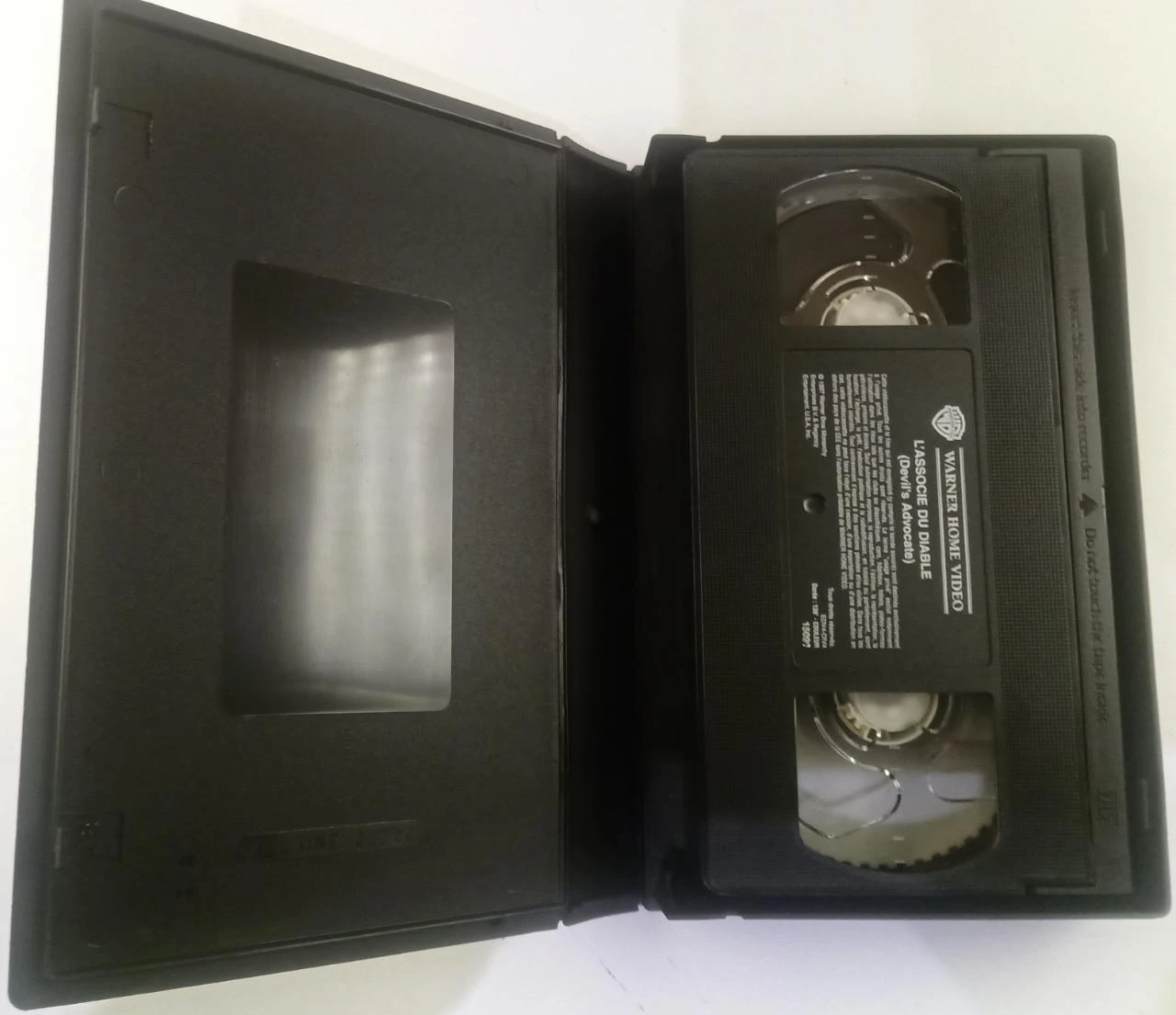 L’Associé du diable Keanu Reeves et Al Pacino en VHS – photo 3